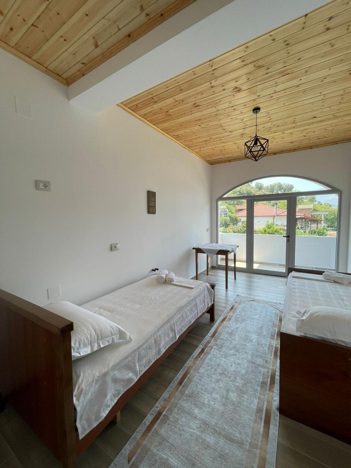 Georgemishel Guest House Berati Exterior foto
