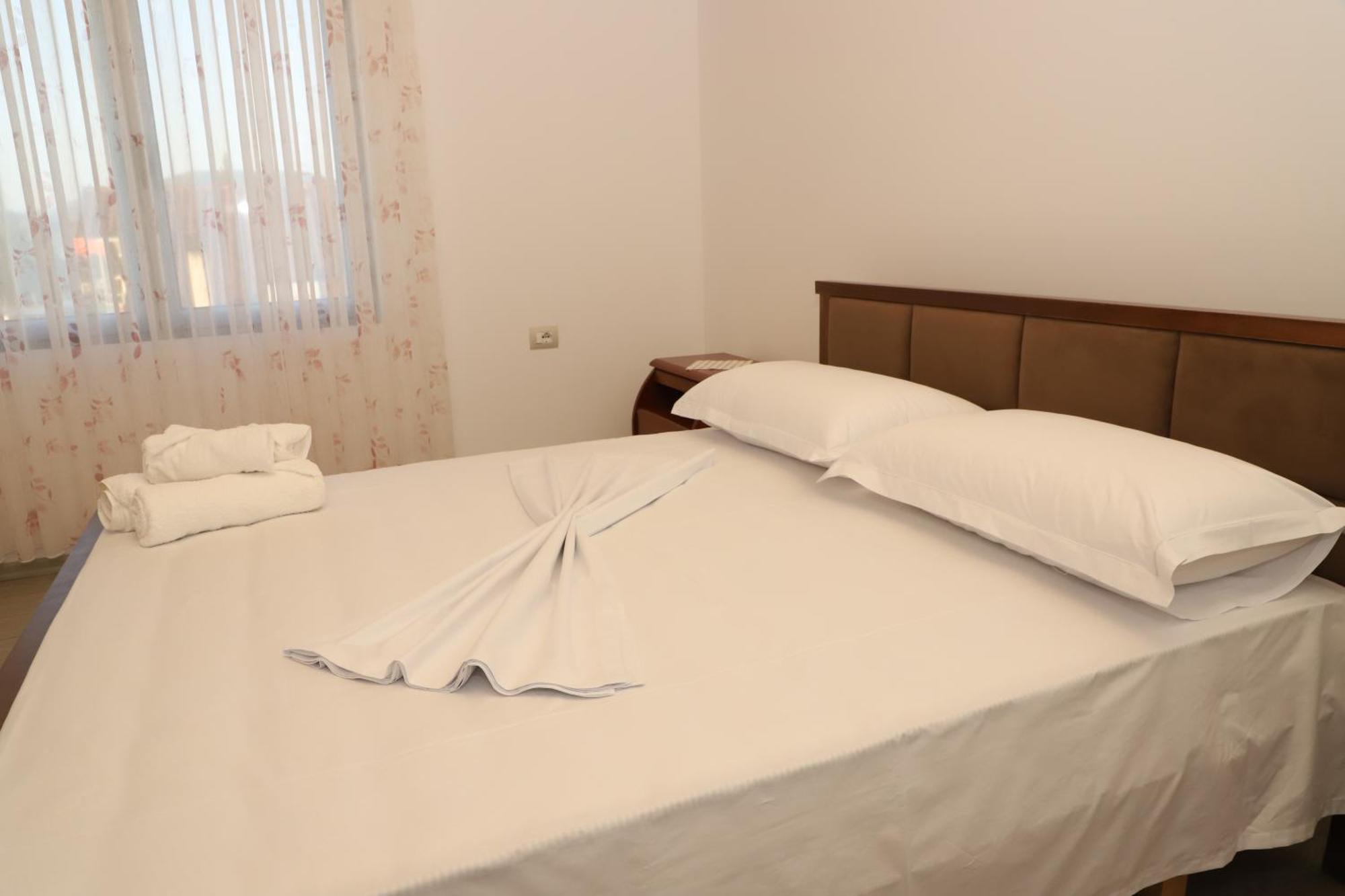 Georgemishel Guest House Berati Exterior foto