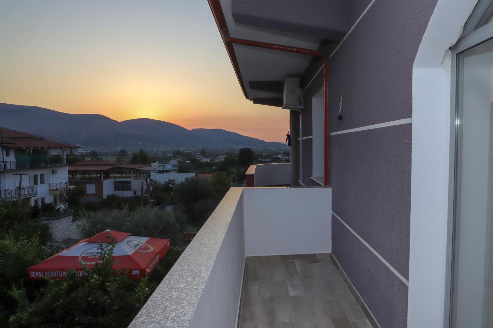 Georgemishel Guest House Berati Exterior foto