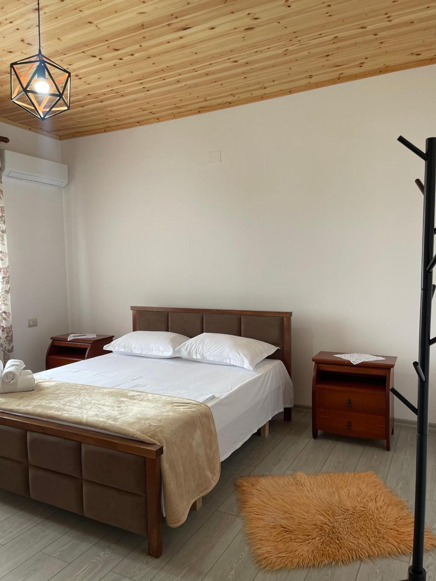 Georgemishel Guest House Berati Exterior foto